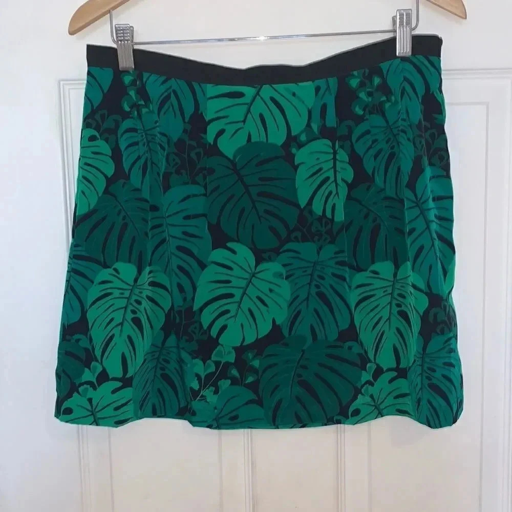 Banana Republic Green Black Palm Leaf Tropical Skirt Size 10